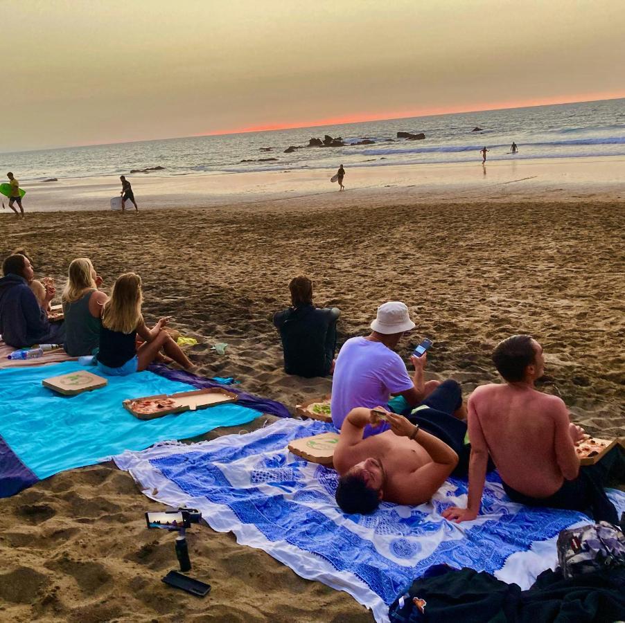 Хостел Wellenkind Surfschool Ла-Паред Экстерьер фото